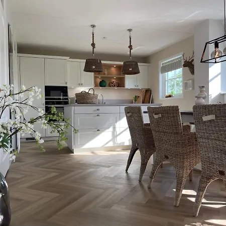 Lighthouse カラントスウオーフ